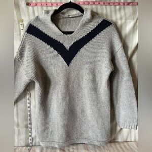 Unbranded knit hoodie sweater